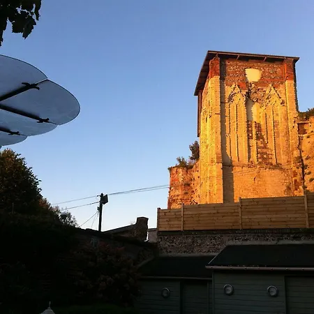 Nocleg ze śniadaniem D'hotes Le Vieux Chateau *
