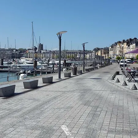 D'hotes Le Vieux Chateau Dieppe
